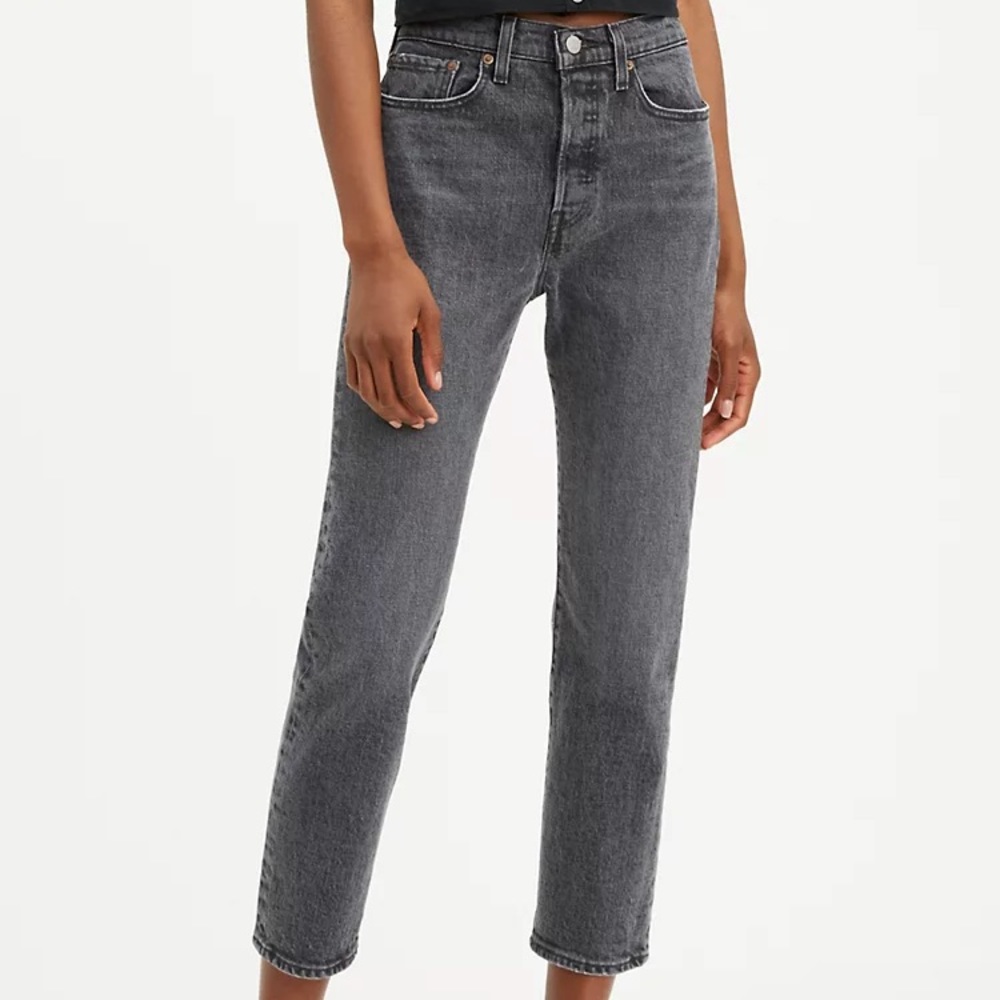 Levi’s Icon Wedge Jeans in Grey Size 26